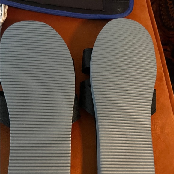 Accessory Kit for an IQ Massager. - Picture 3 of 13